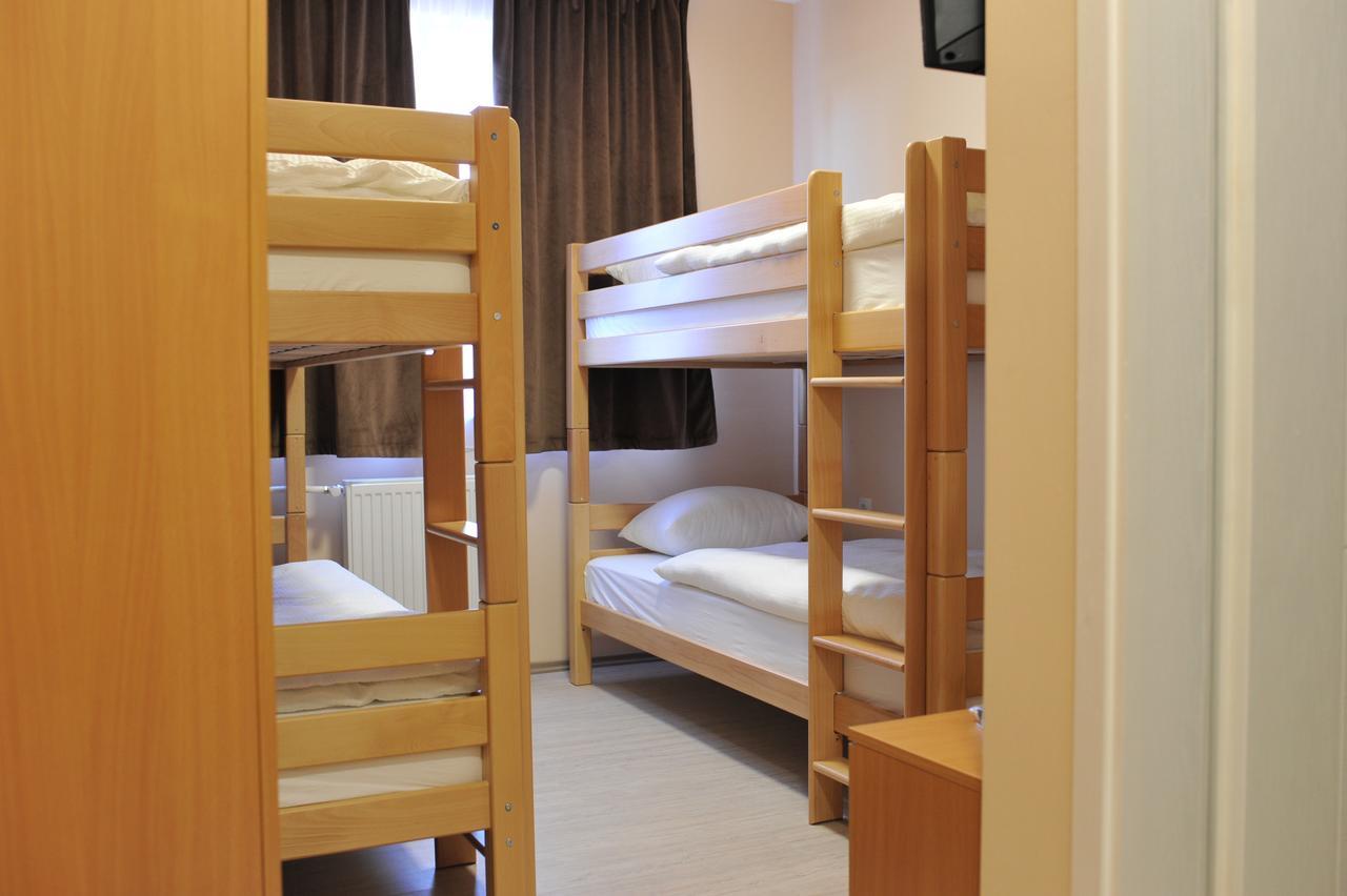 City Hostel 巴尼西卢卡 外观 照片