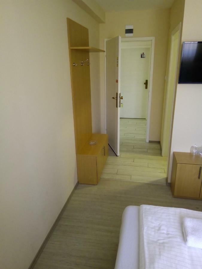 City Hostel 巴尼西卢卡 外观 照片